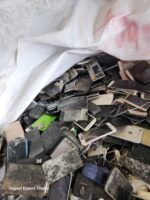 FOR SALE: 900 KG MIXED PHONES – Bild 3